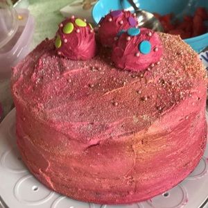 Meet your Posher, Maura